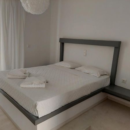Golden Star Praxitelous Apartment Agia Marina  Bagian luar foto