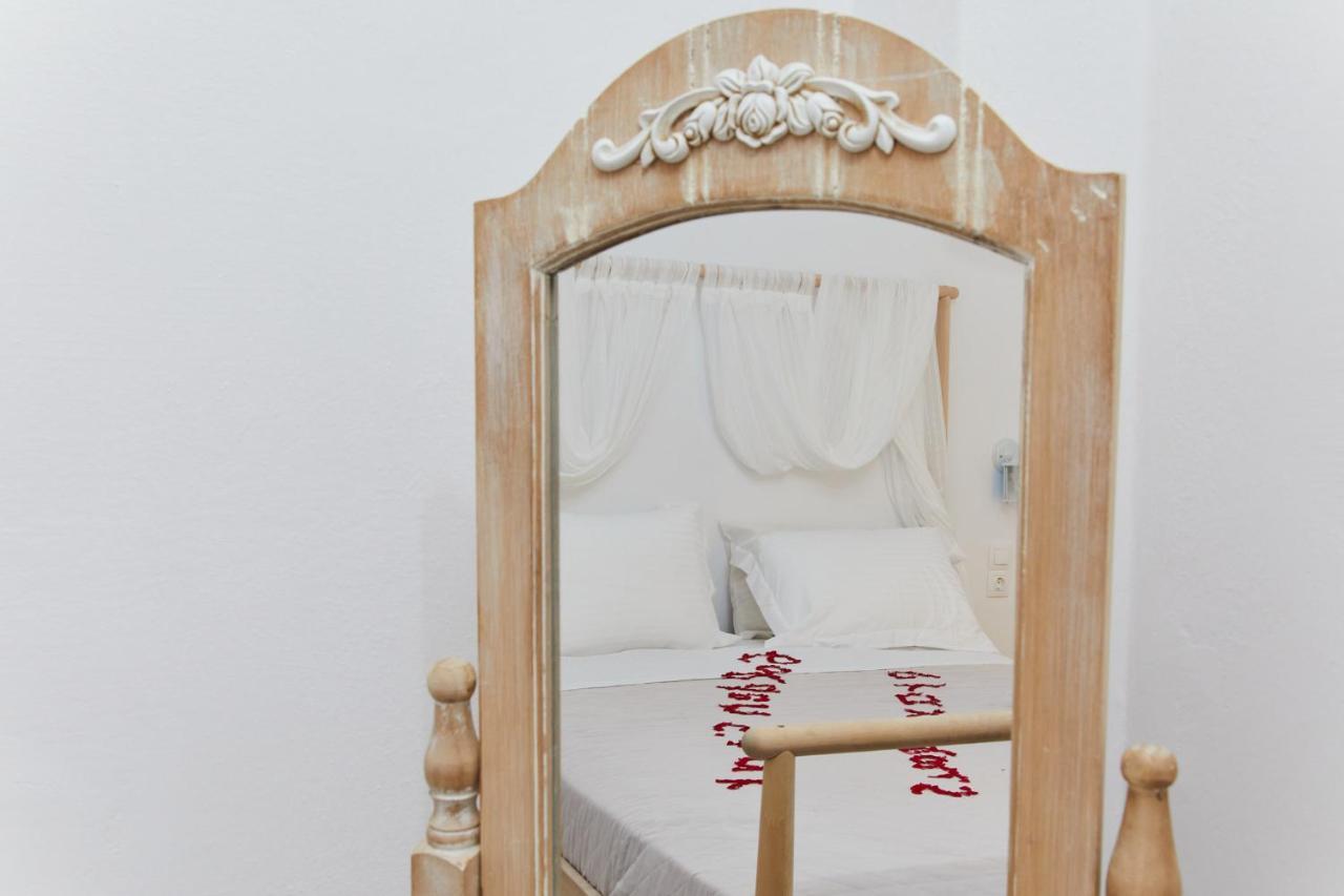 Golden Star Praxitelous Apartment Agia Marina  Bagian luar foto
