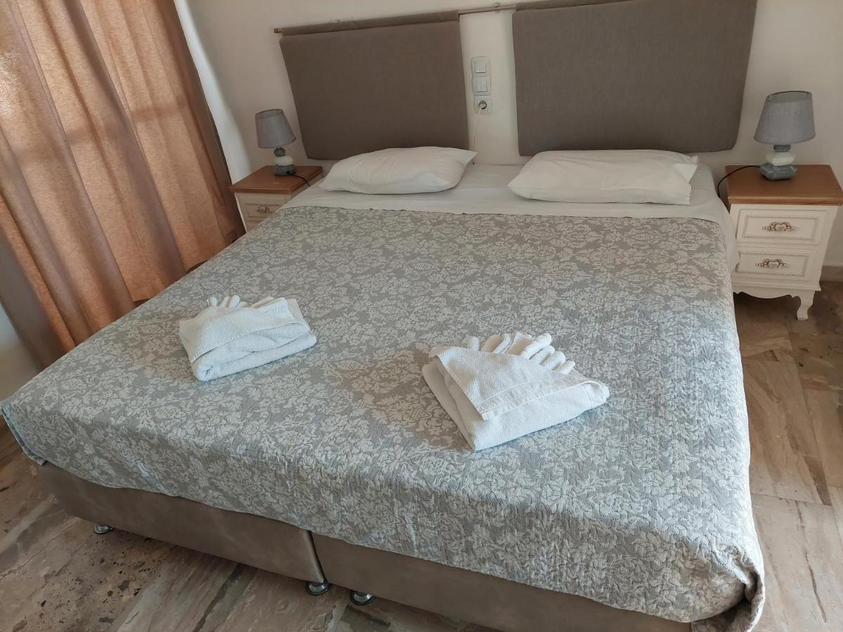Golden Star Praxitelous Apartment Agia Marina  Bagian luar foto
