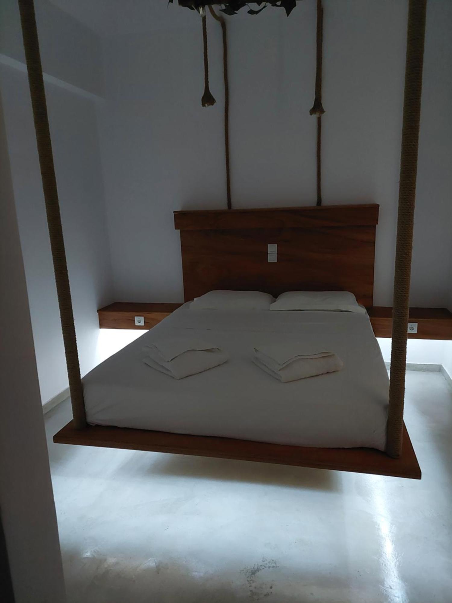 Golden Star Praxitelous Apartment Agia Marina  Bagian luar foto