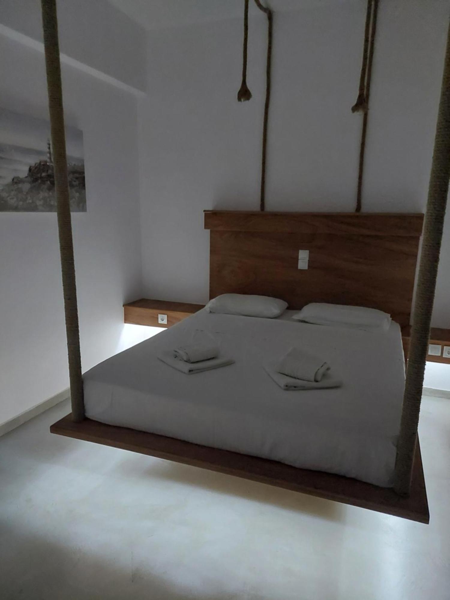 Golden Star Praxitelous Apartment Agia Marina  Bagian luar foto