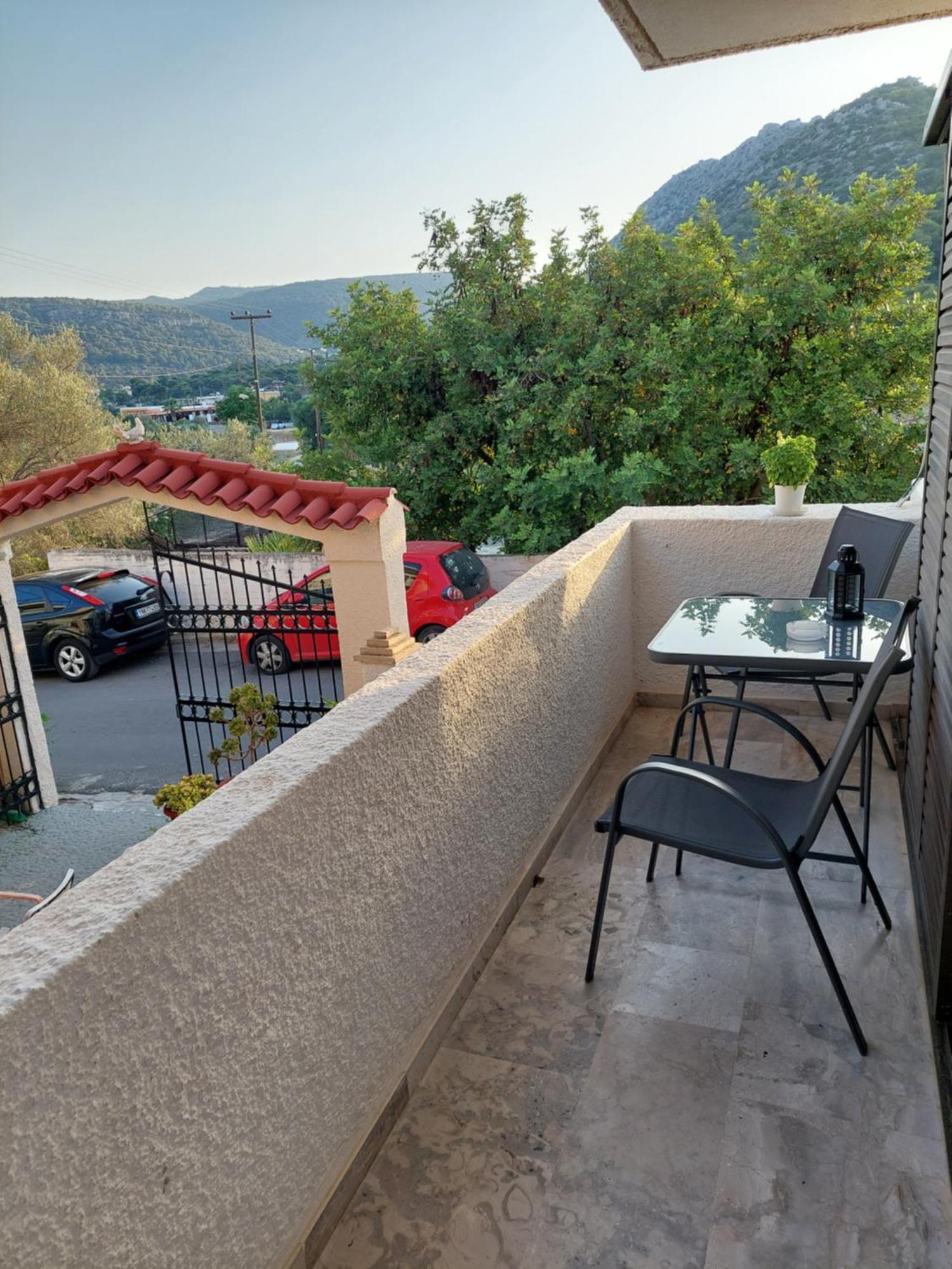 Golden Star Praxitelous Apartment Agia Marina  Bagian luar foto