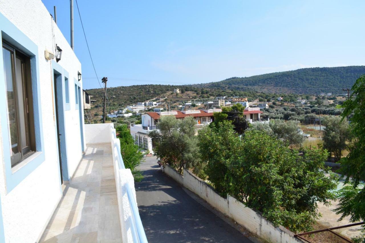 Golden Star Praxitelous Apartment Agia Marina  Bagian luar foto