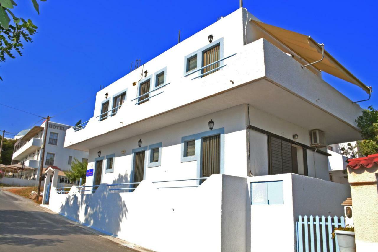 Golden Star Praxitelous Apartment Agia Marina  Bagian luar foto